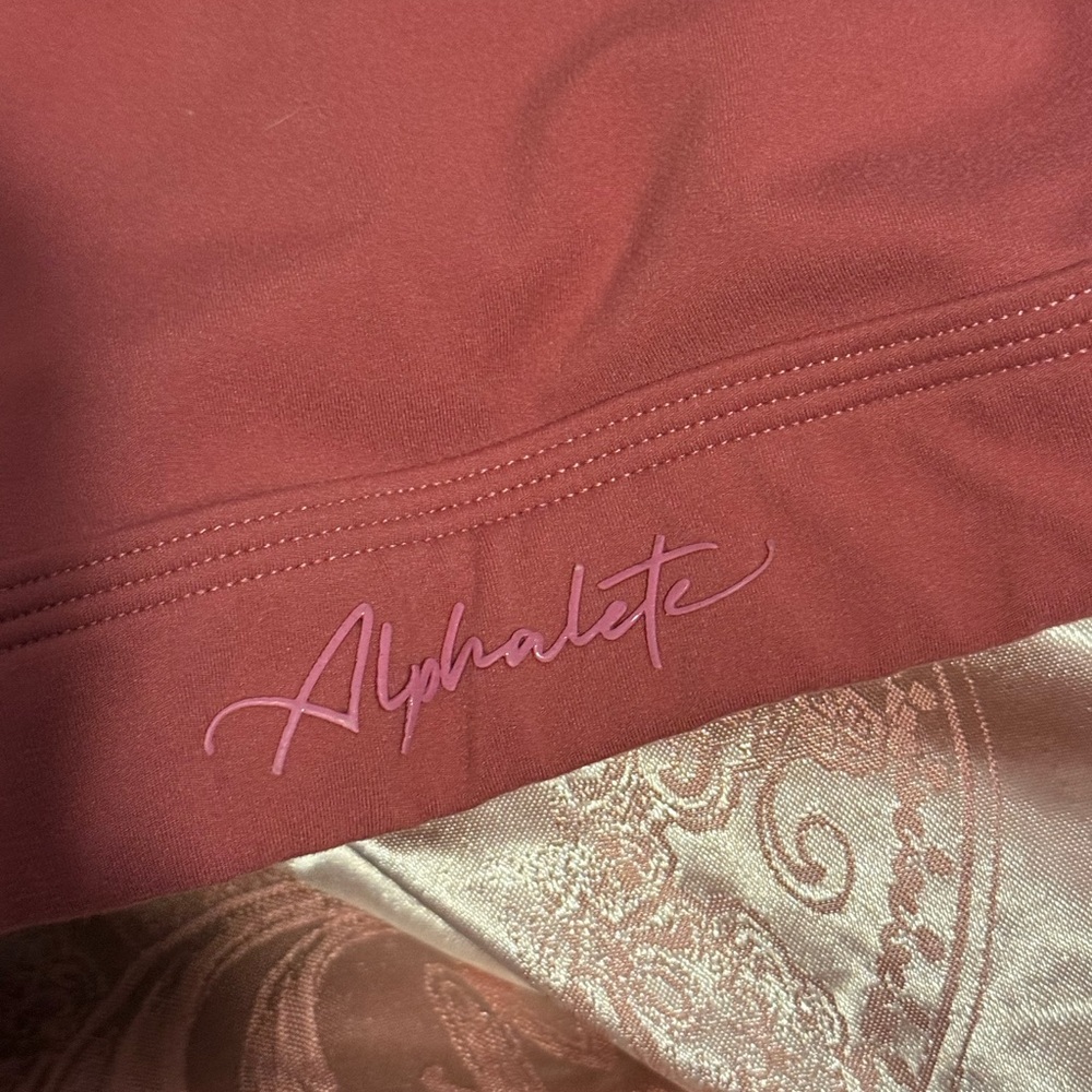 Alphalete bundle sports bras - Picture 3 of 4